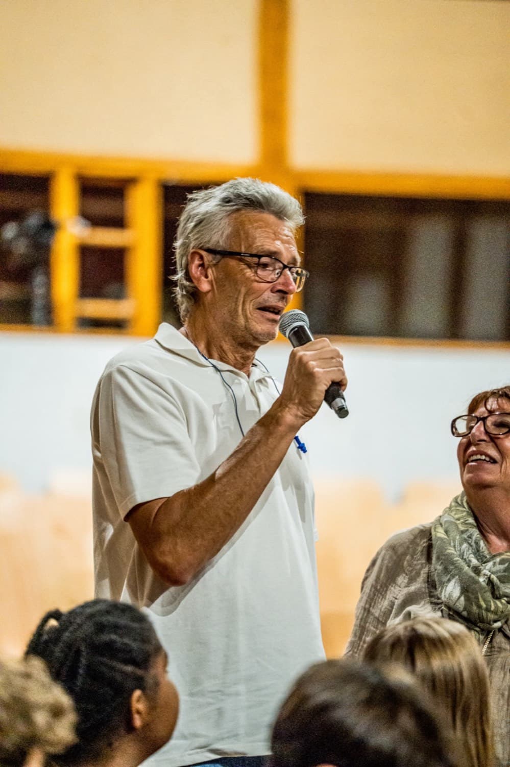 Ensemble au camp — Le Momentum